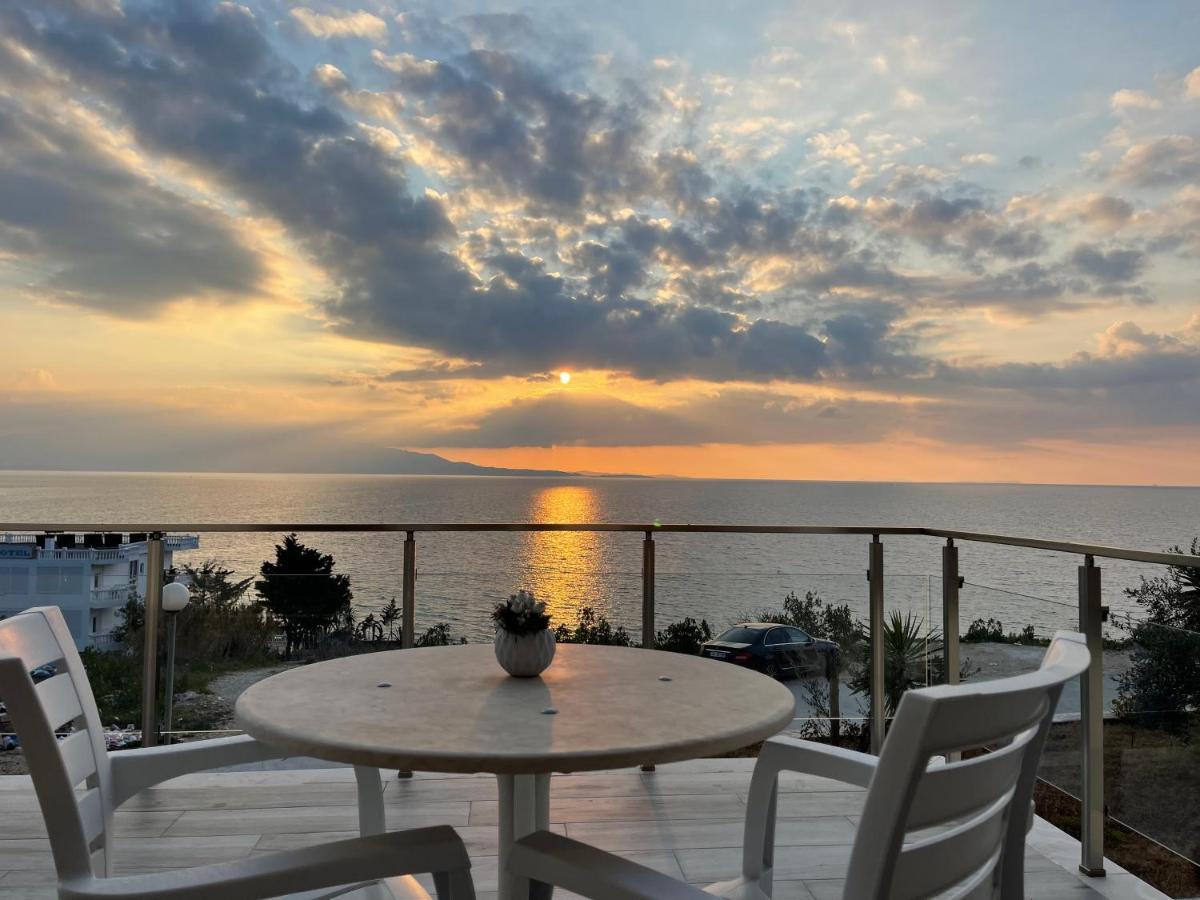 Wave Apartments Saranda エクステリア 写真