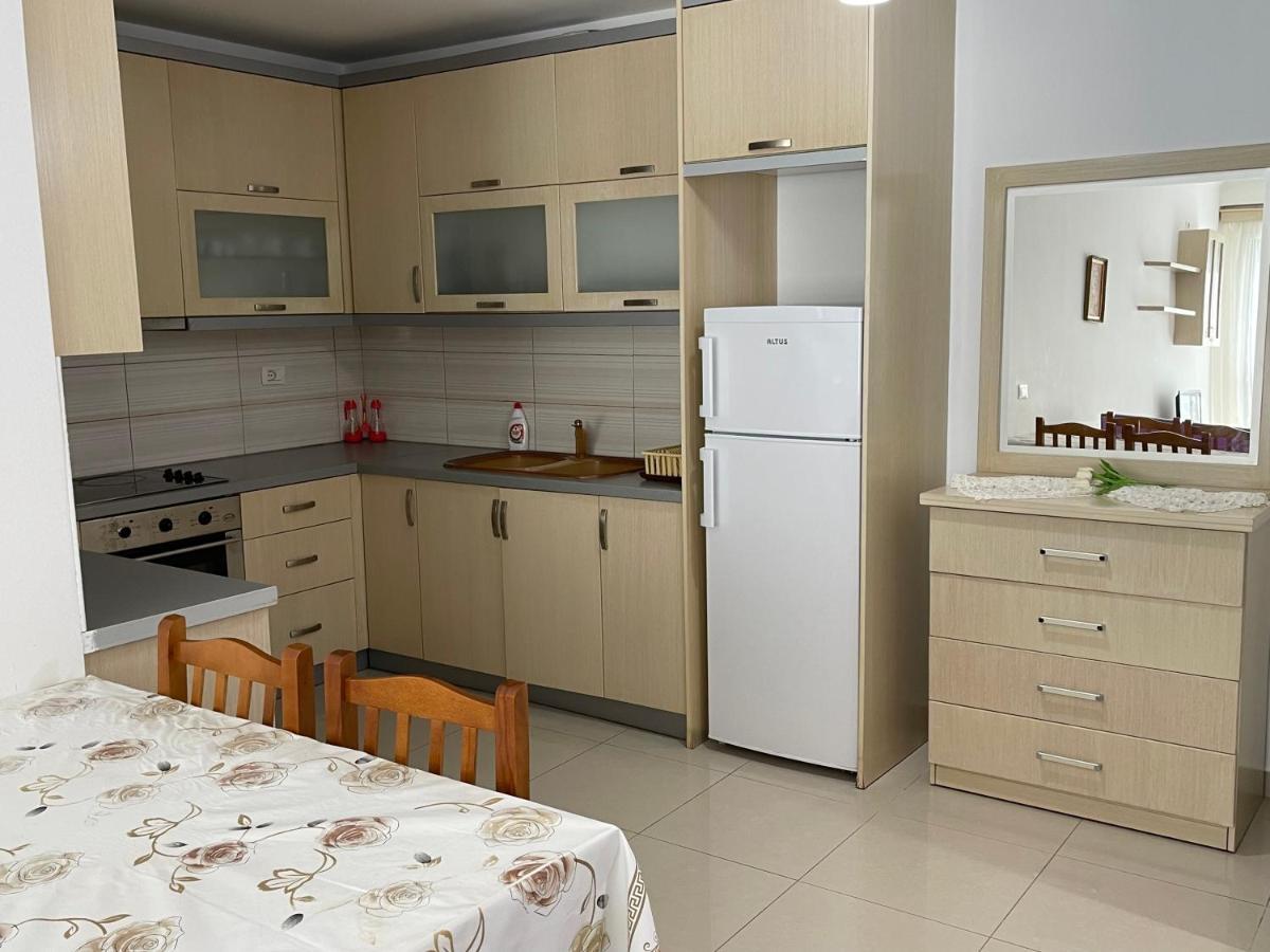 Wave Apartments Saranda エクステリア 写真