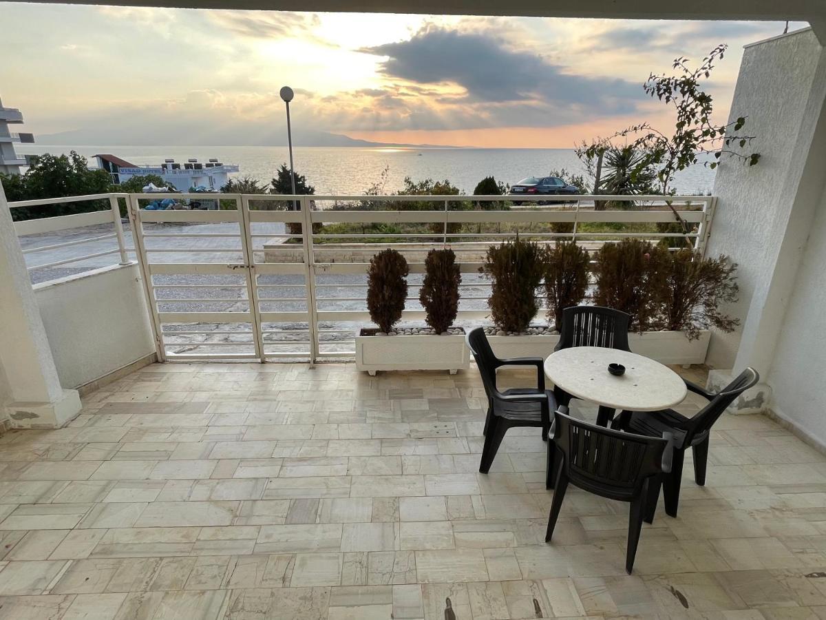 Wave Apartments Saranda エクステリア 写真