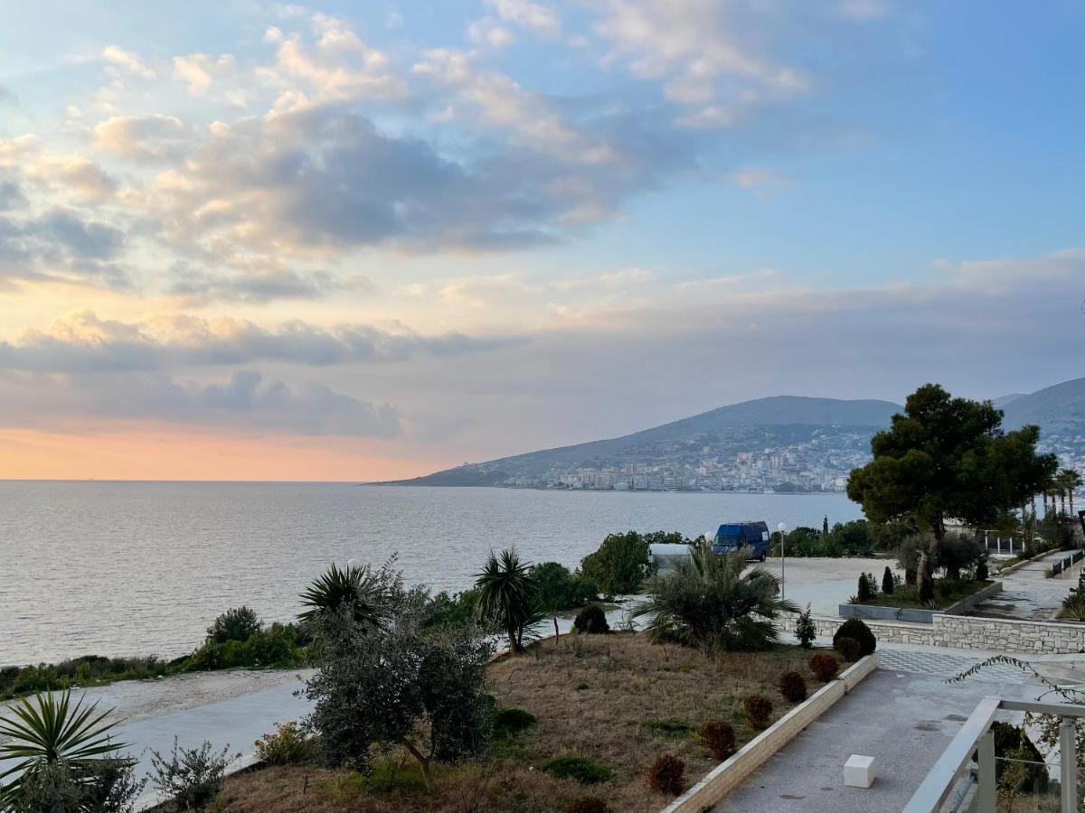 Wave Apartments Saranda エクステリア 写真