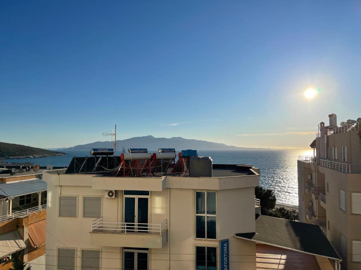 Wave Apartments Saranda エクステリア 写真